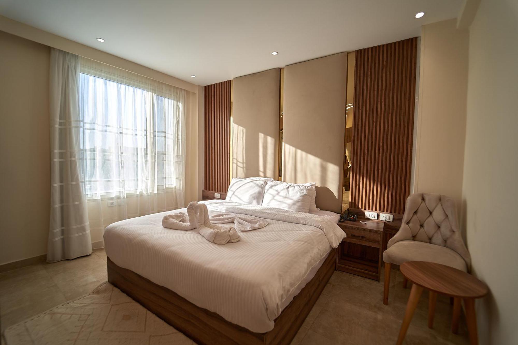 The Palace Pyramids View Hotel 3*