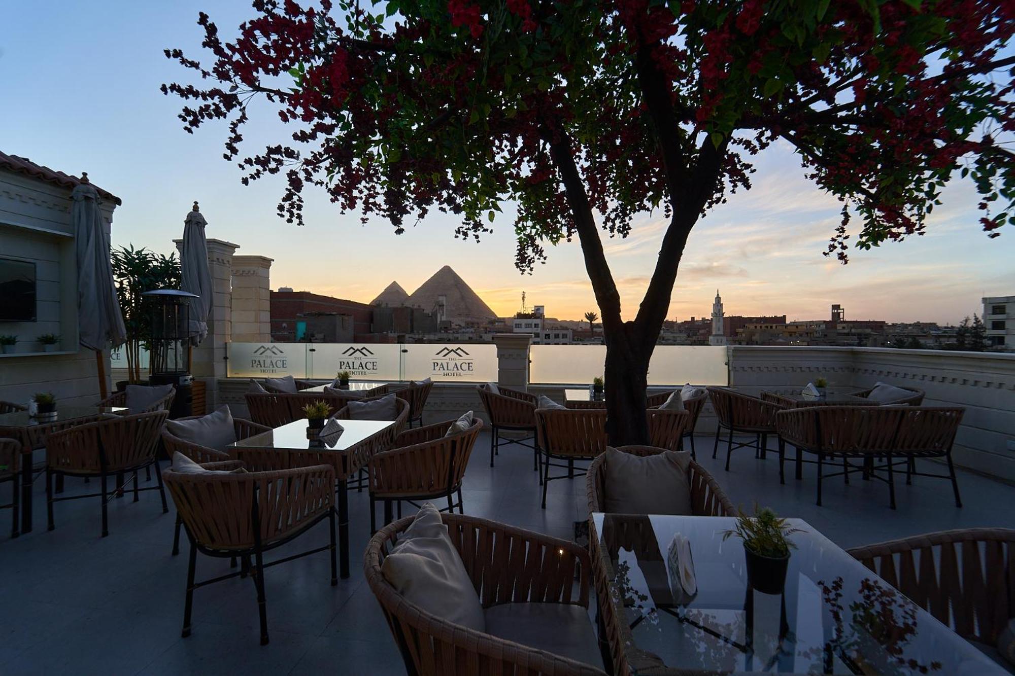 The Palace Pyramids View 3* Cairo